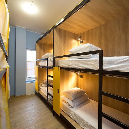 Hotel Bee Station Kiev Esterno foto